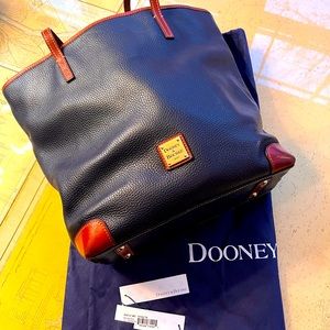 Dooney and Bourke blue leather handbag